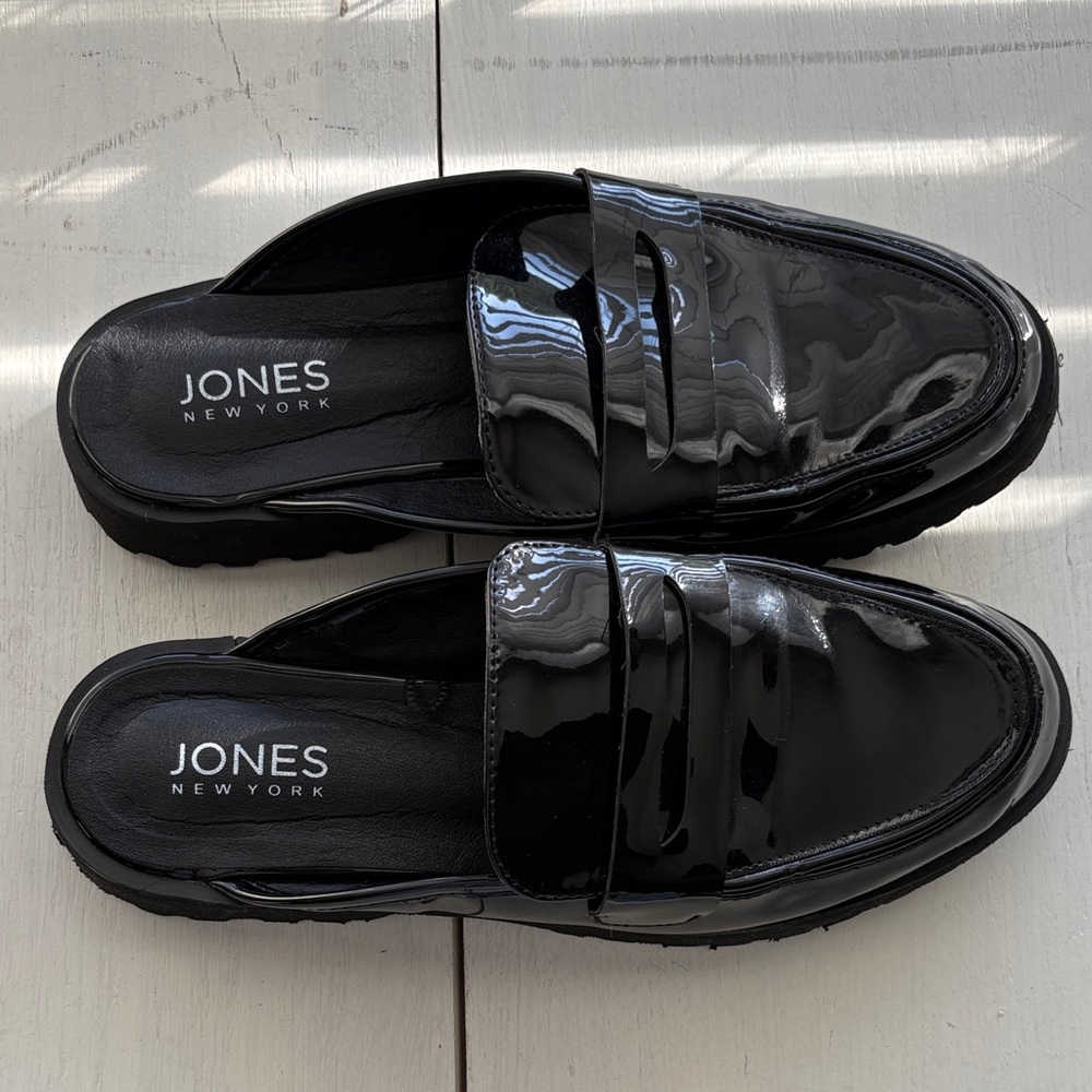 Jones New York “Prizely”Black Patent Slip-On Mule Loafers